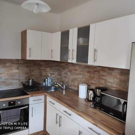Alex Apartman Sopron Luaran gambar
